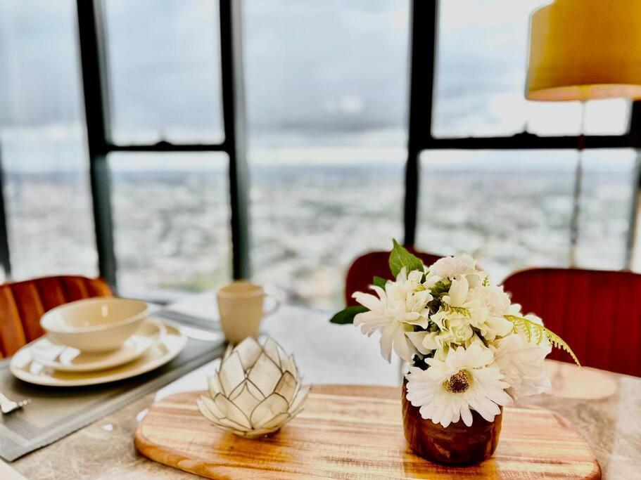High Rise Top View 2Bed2Bath メルボルン エクステリア 写真